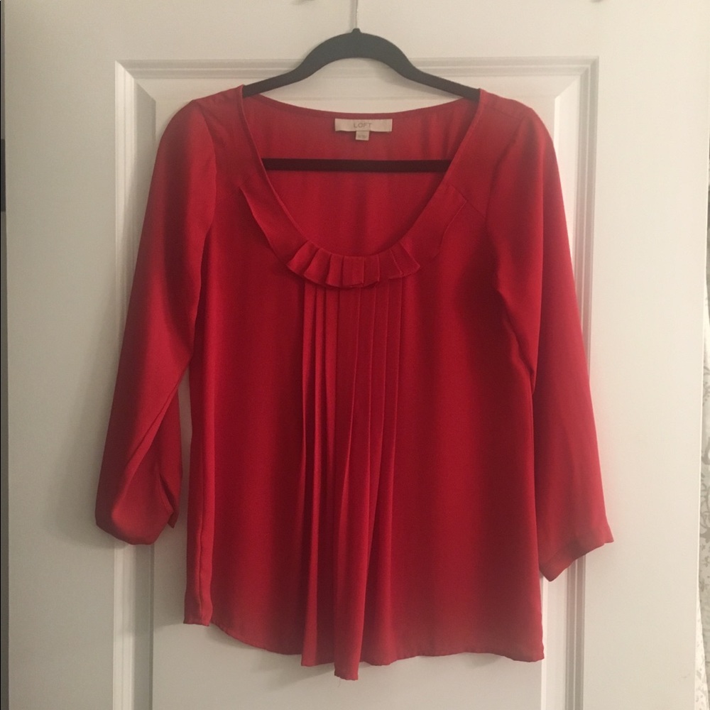 LOFT red flowy blouse XS work or holiday